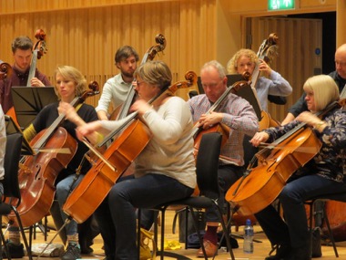 [Basses]